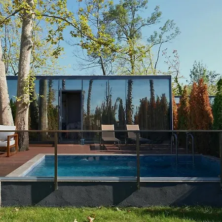 Velour Restaurant فندق *